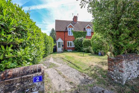 Hawkley Road, Liss, Hampshire, GU33 2 bed end of terrace house for sale