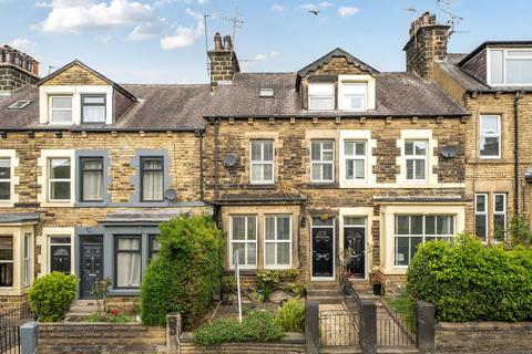 Mayfield Grove, Harrogate, HG1 4 bed terraced house for sale