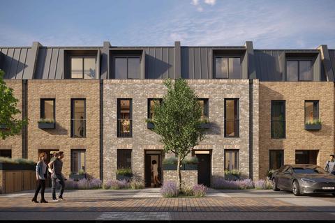 London TW1, Twickenham TW2 3 bed terraced house for sale