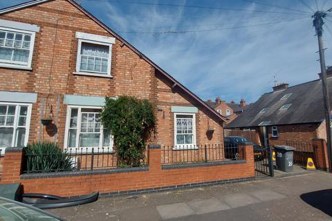 Linton Street, Leicester, LE5 3 bed semi