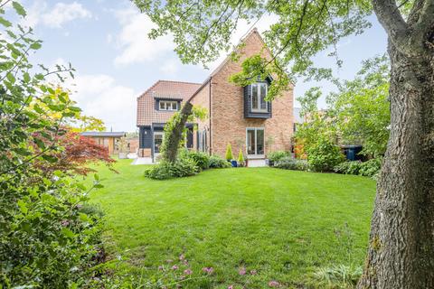 Chain Free in Leverington 4 bed link detached house for sale