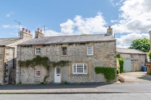 Main Street, Austwick LA2 3 bed cottage for sale