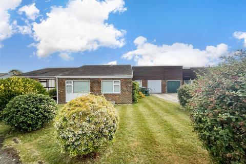 Ellis Way, Bognor Regis, West Sussex 3 bed detached bungalow for sale