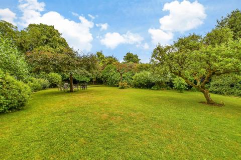 Chart Road, Sutton Valence... 3 bed semi