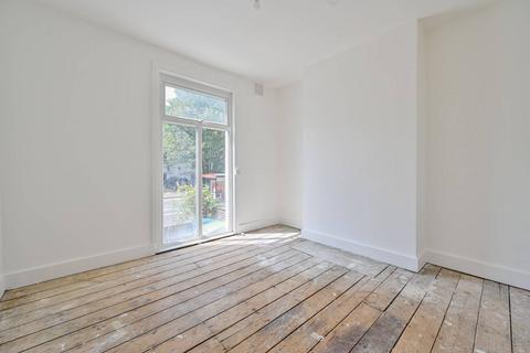 Queens Road, Peckham, London, SE15 4 bed terraced house for sale