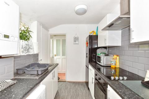 Wainscott Road, Southsea, Hampshire 2 bed terraced house for sale