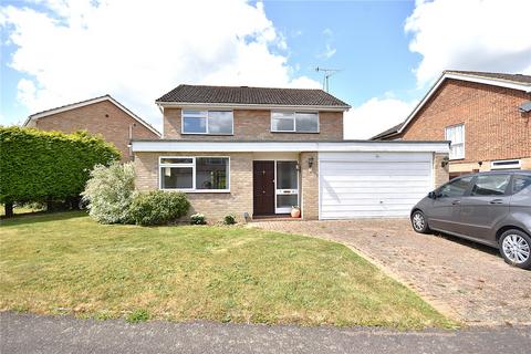 Horley, Surrey, RH6 4 bed detached house for sale
