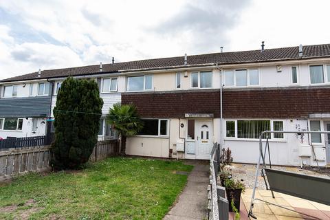 Catherine Close, Nottingham NG6 2 bed terraced house for sale