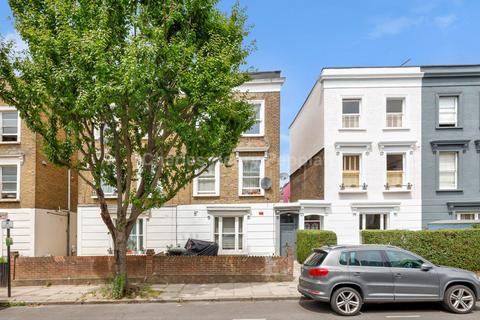 Lambton Road, Crouch Hill, N19 1 bed apartment for sale