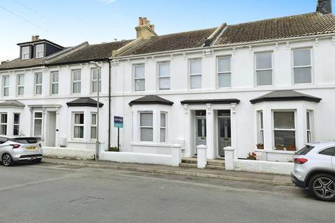 Stade Street, Hythe 2 bed terraced house for sale