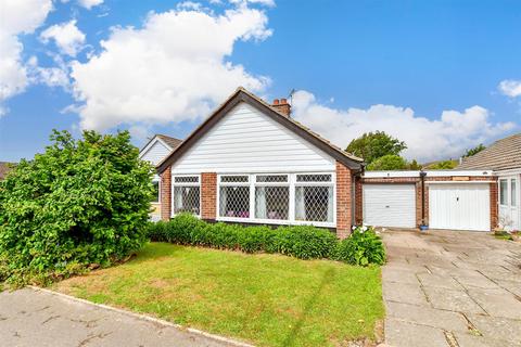 Harbour View Road, Bognor Regis PO21 3 bed detached bungalow for sale