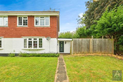 Greenway Walk, Buckinghamshire MK18 3 bed semi