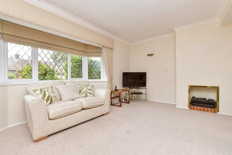 Parsonsfield Road, Banstead SM7 3 bed semi