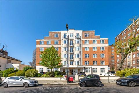 75 William Court, Hall Road, St... 3 bed apartment for sale