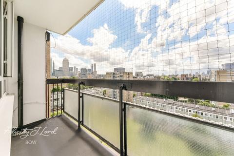 Carmen Street, LONDON 2 bed flat for sale