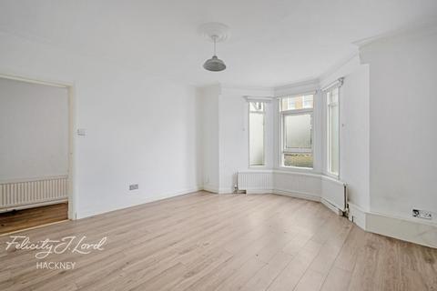 Sandringham Road, LONDON E8 1 bed flat for sale