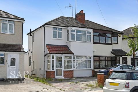 Neal Avenue, Southall, UB1 3 bed semi