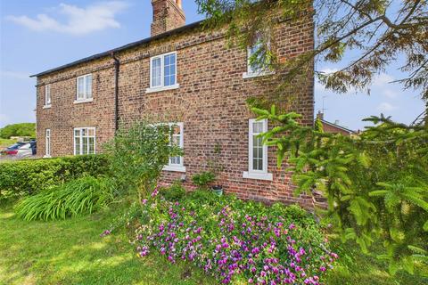 38 Thorpe, Lockington, Driffield... 3 bed semi
