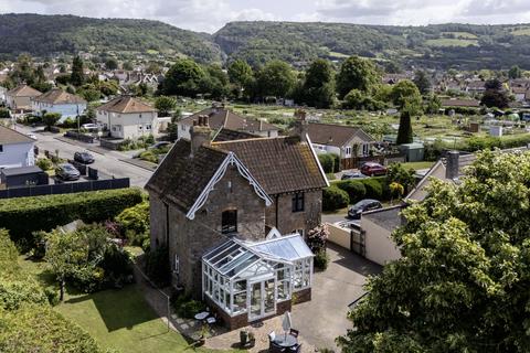 31 Wideatts Road, Cheddar BS27 4 bed detached house for sale