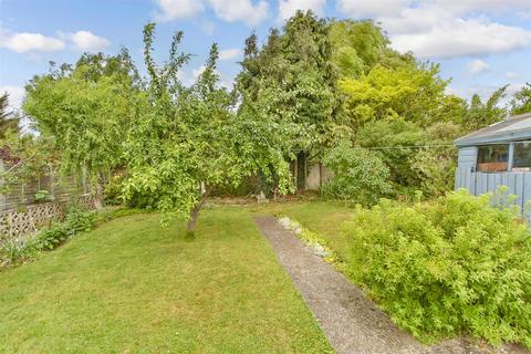 Minster Road, Sheerness ME12 3 bed detached bungalow for sale