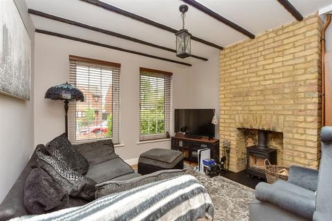 Seaview Terrace, Sheerness ME12 1 bed terraced bungalow for sale