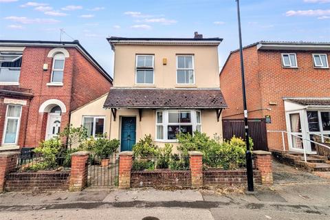 Inner Avenue 3 bed detached house for sale