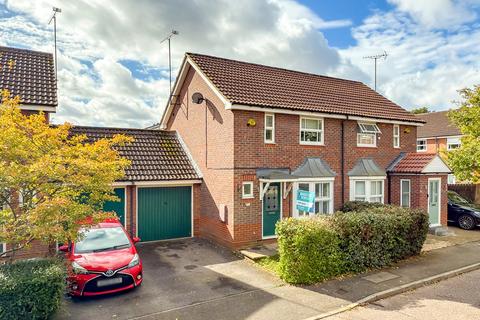 Princess Diana Drive, St. Albans... 2 bed semi