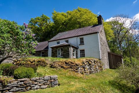 Llanddewi Brefi, Tregaron, SY25 3 bed detached house for sale