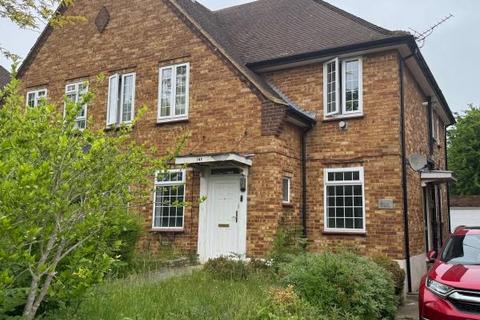 PINNER HA5 2 bed maisonette for sale