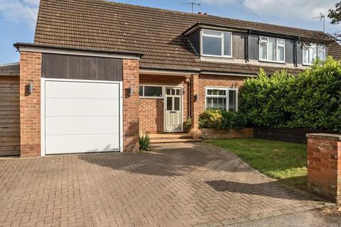 Henley on Thames,  Oxfordshire,  RG9 3 bed semi