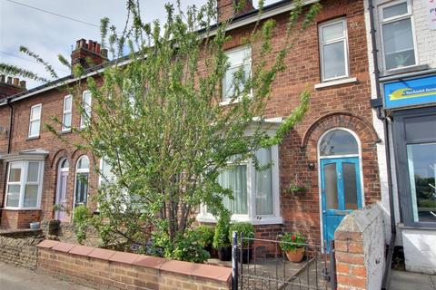 Grovehill Road, Beverley 2 bed terraced house for sale