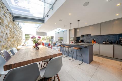 Undine Street, London, SW17 4 bed terraced house for sale