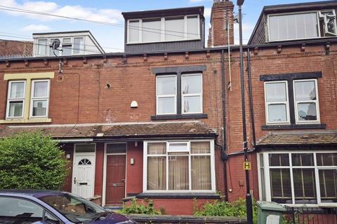 The Village Street, Leeds 4 bed apartment for sale