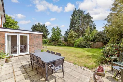 The Paddock, Arundel BN17 4 bed detached house for sale