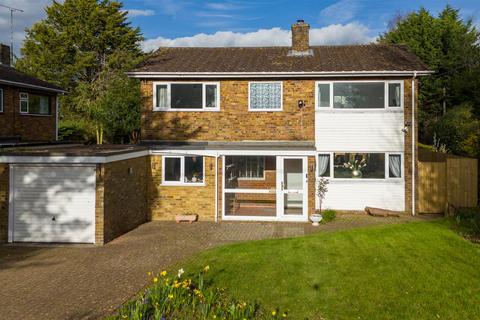 Wendover Road, Aylesbury HP22 4 bed detached house for sale