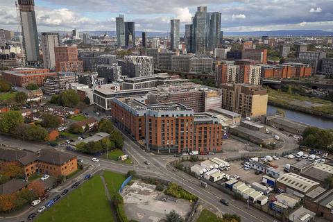 at Merchant's Wharf, Merchants Wharf... 2 bed apartment for sale
