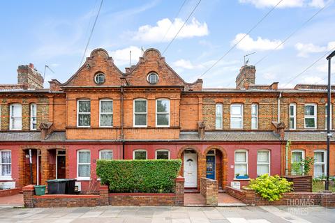 Lymington Avenue, London, N22 3 bed terraced house for sale