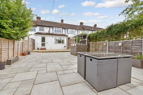 Lynmouth Avenue, Morden SM4 3 bed terraced house for sale