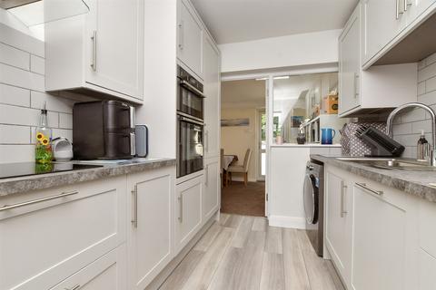 Lynmouth Avenue, Morden SM4 3 bed terraced house for sale