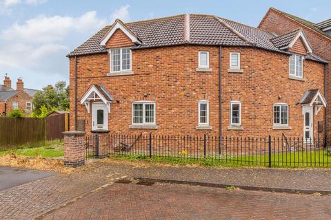 Woodrow Place, Spalding 2 bed end of terrace house for sale