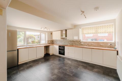 Headley Park, Bristol BS13 4 bed semi