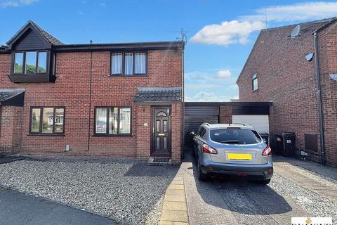 Chestnut Drive, Willand, EX15 2 bed semi