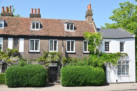 High Street, Teddington TW11 4 bed terraced house for sale