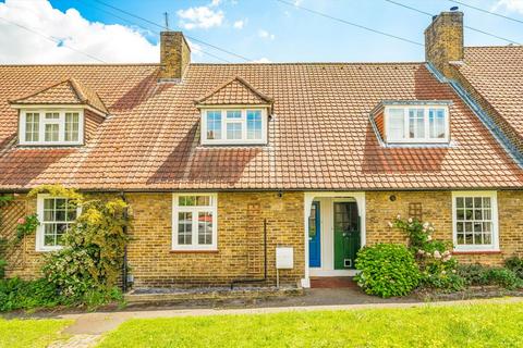 The Footpath, London SW15 2 bed house for sale