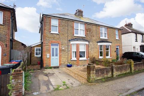 Regent Street, Whitstable, CT5 3 bed semi