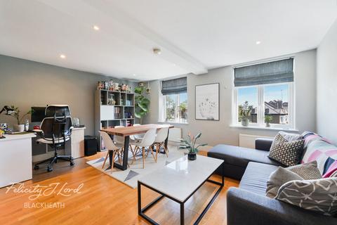 Vanbrugh Hill, London SE3 1 bed apartment for sale