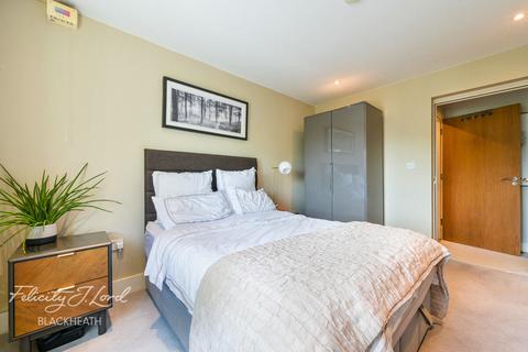 Vanbrugh Hill, London SE3 1 bed apartment for sale