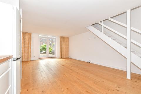 Grimston Gardens, Folkestone, Kent 3 bed ground floor maisonette for sale