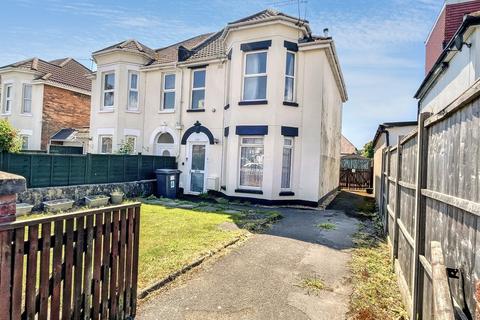 Bournemouth 2 bed flat for sale