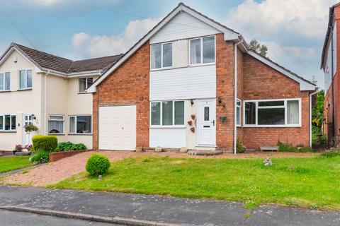 Uplands Close, Cannock Wood, WS15 4 bed detached house for sale